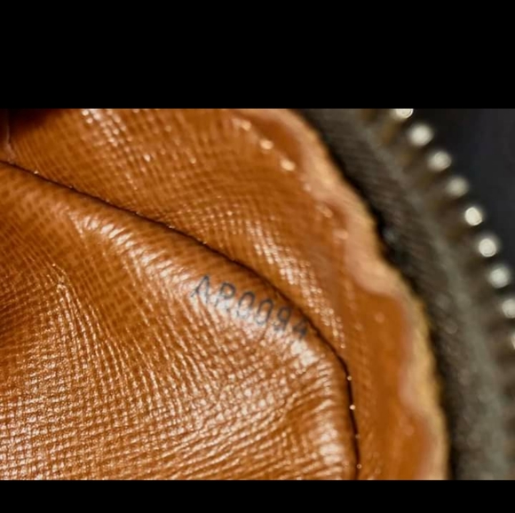 💯% AUTHENTIC LOUIS VUITTON NILE - Picture 7 of 8